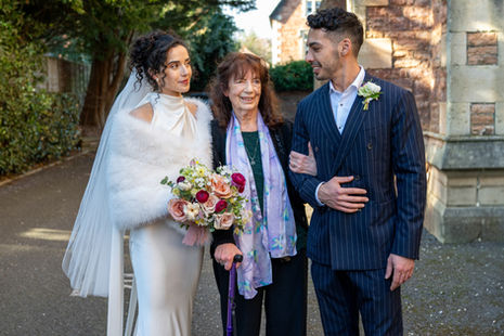 Elegant bridal portrait by Win.Co Photography in the Buckinghamshire countryside.