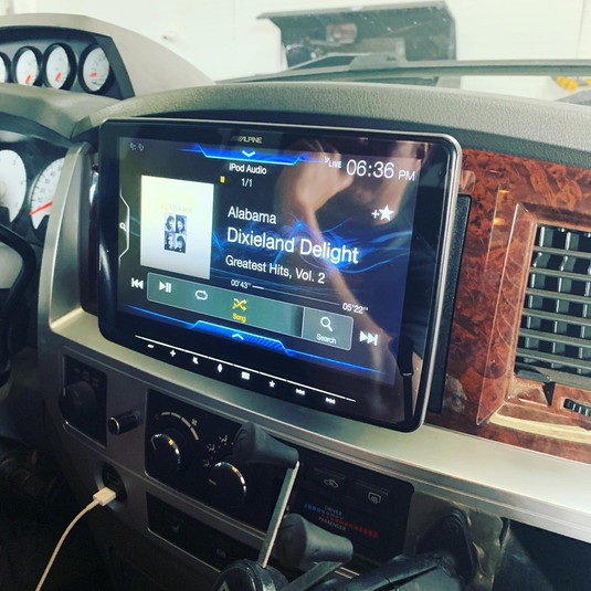 Versus Car Audio, Truck Accessories, Window Tint & Spray in Bed Liner