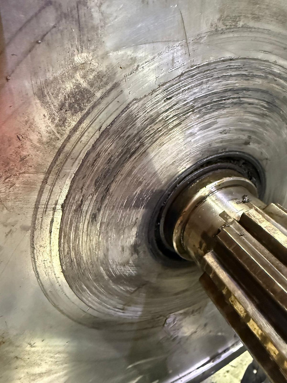 Metal/metal contact resulting in friction and accelerated wear, sloppy workmanship from Naval Yachts.