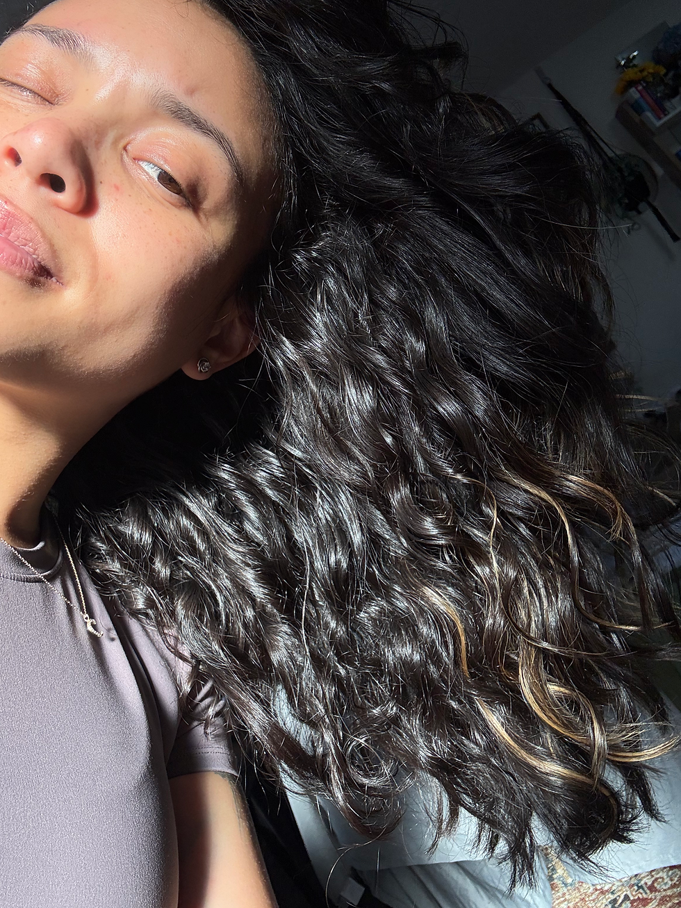 This is me, August 2025, after my 2nd hair oil treatment with the Nature Spell Rosemary oil and Batana oil mix. I used 1 ounce of each oil in the bottle to cover the thickness of my hair. The results speak for themselves, I can’t believe how well my waves have clumped together now that the frizz is being treated! I’m so happy, I had no idea my hair could look so healthy!