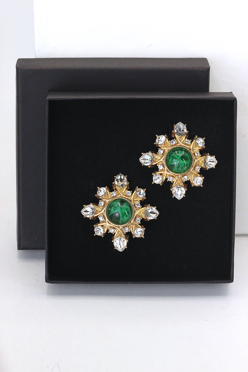 Thumbnail: Vintage {Borgia} Earrings