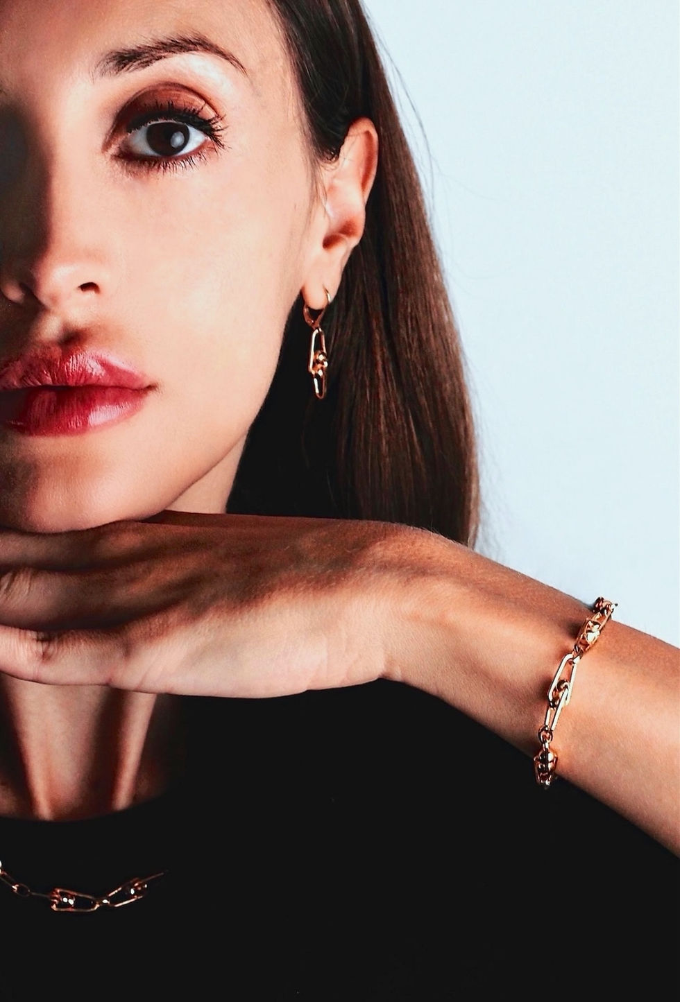 Thumbnail: 18k Gold-filled {Calla} Link Earrings