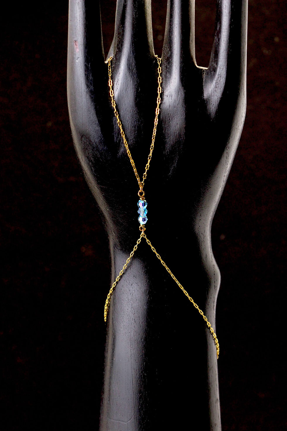 Thumbnail: Gold Vermeil {Water Saphire} Swarovski® Handchain