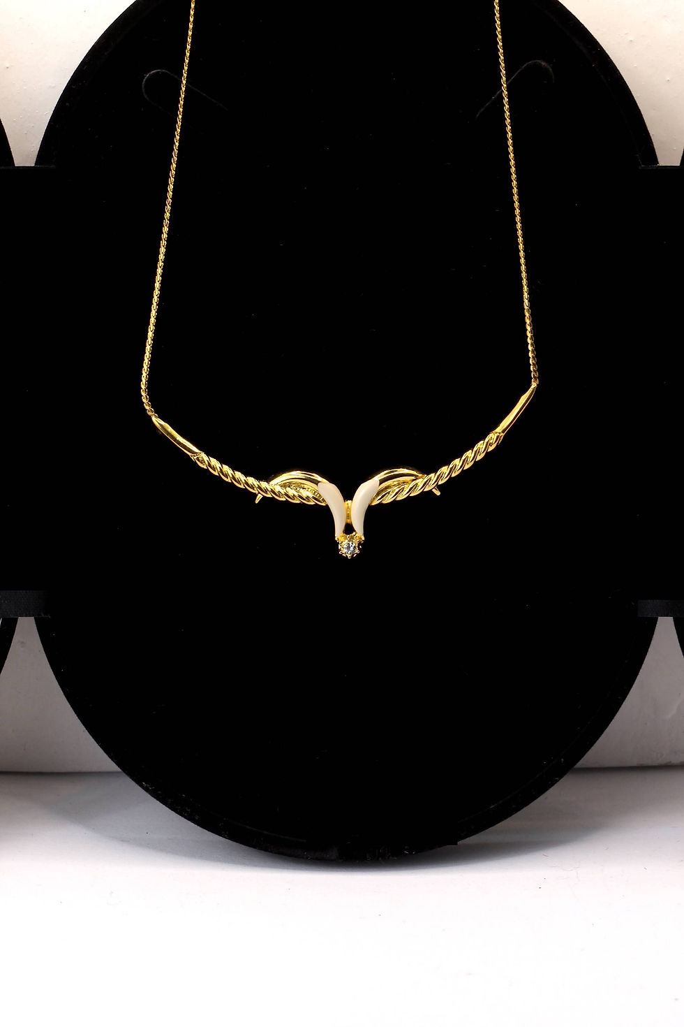 Thumbnail: Vintage {Faye} 1970 Necklace