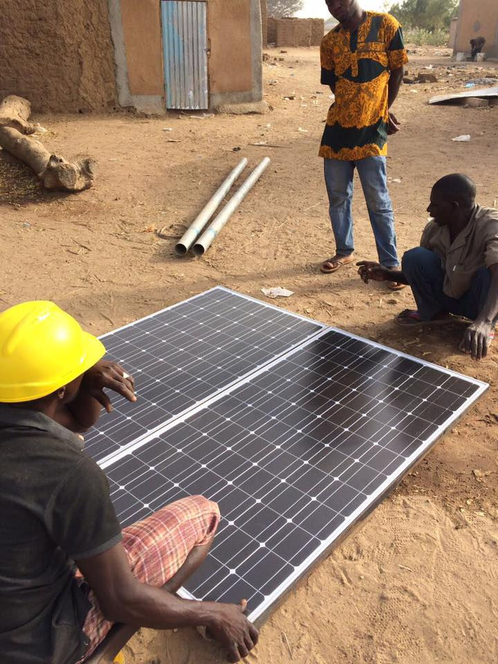 solar panel assembly-eroufa.jpg