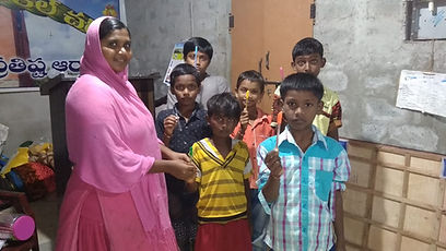 mary-babu-n-orphans.JPG