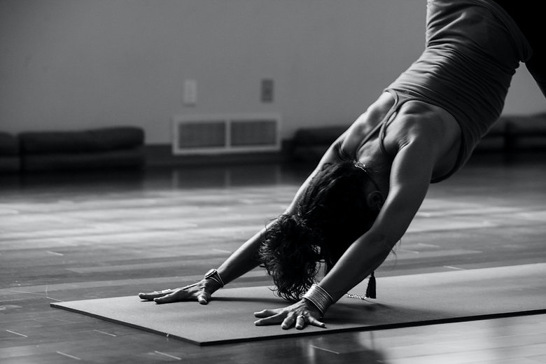 Yoga con esterilla online