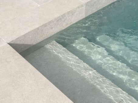 Transforme sua Piscina em um Oásis sofisticado e exclusivo com a Puppi Ceramiche