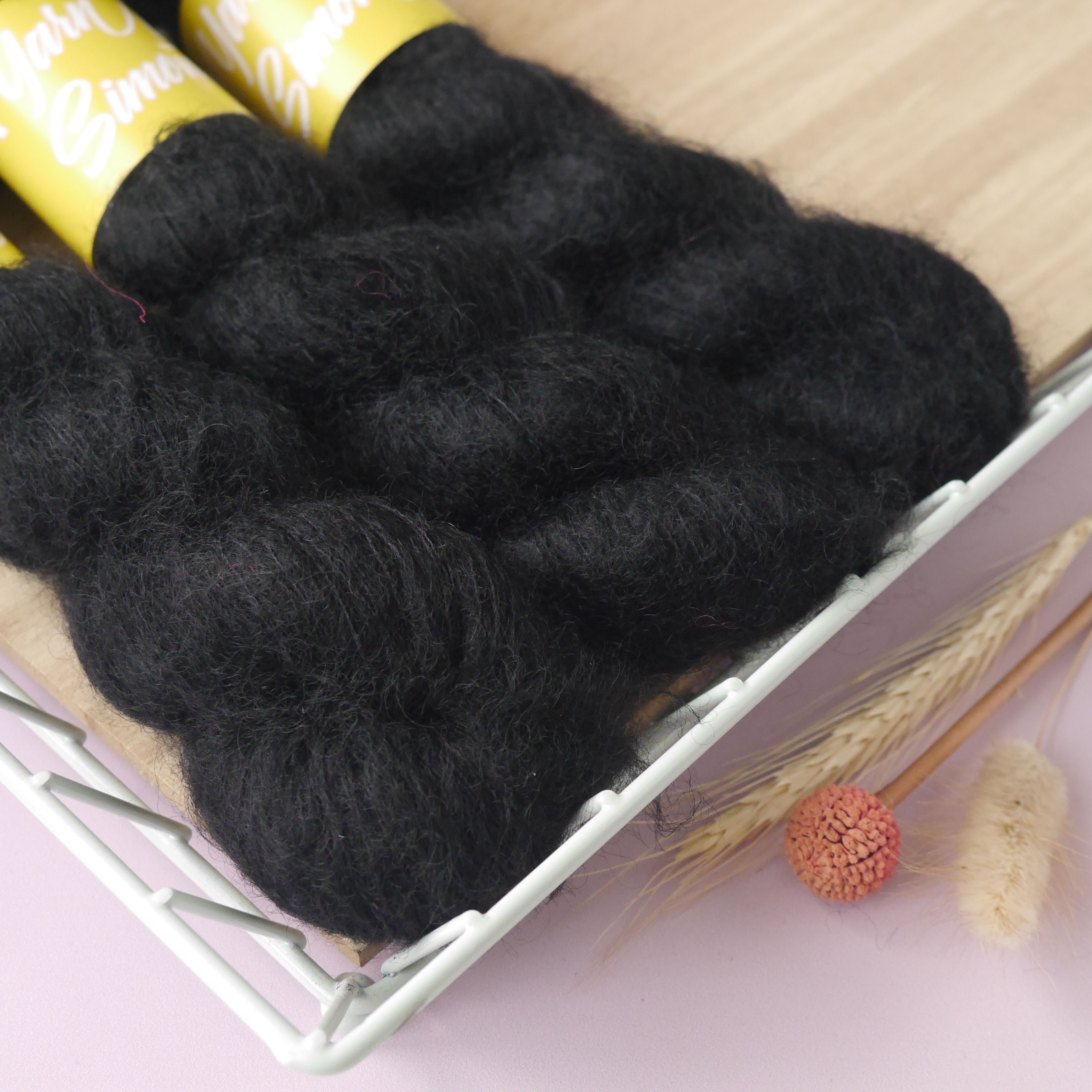 ONLY BLACK - KMS - 72% kid mohair 28 % soie - Lace