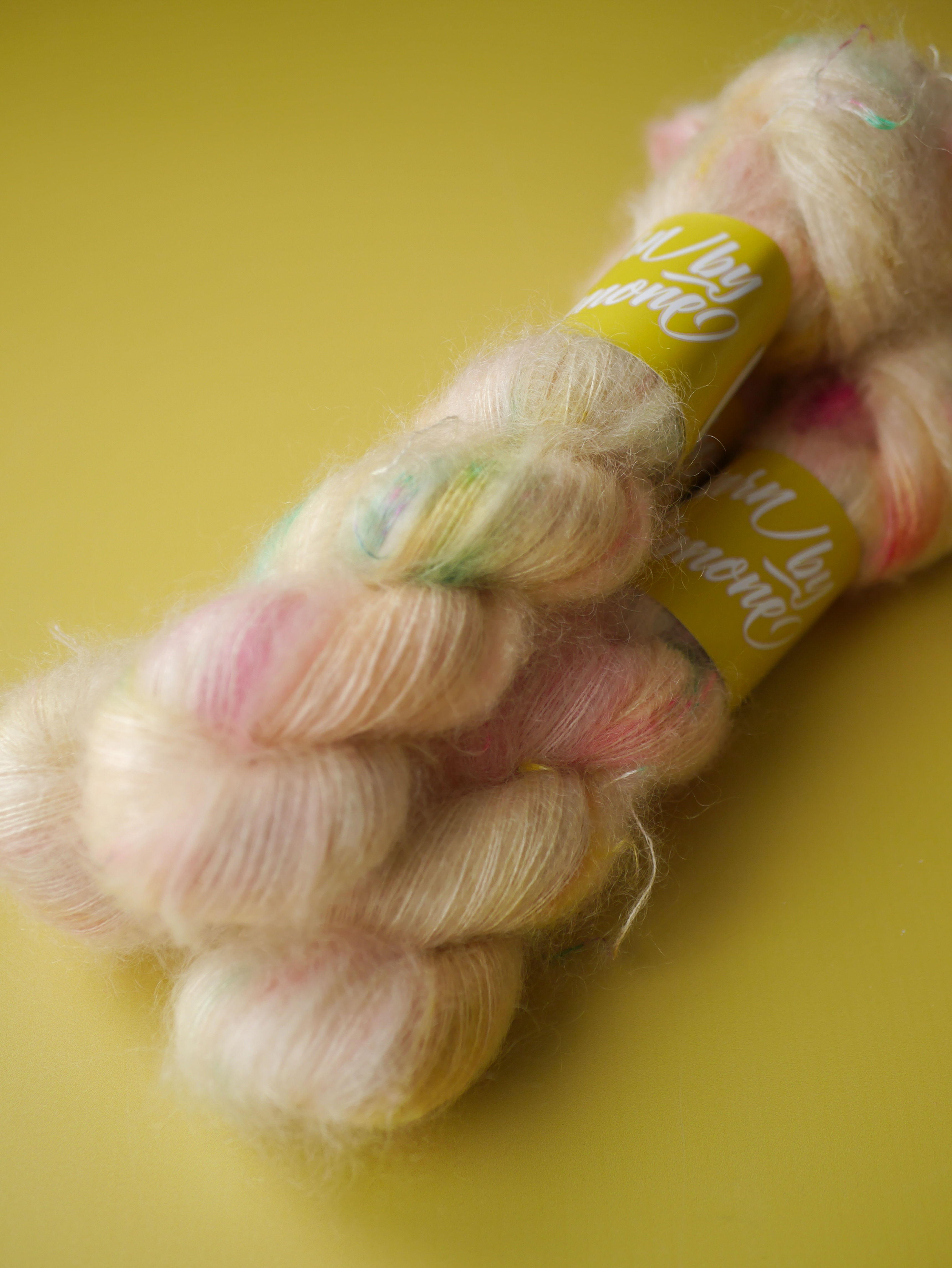 TEN YEARS - KMS - 72% kid mohair 28 % soie - Lace