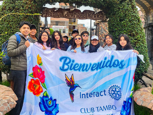 Abraham Valdelomar: Inspirando Liderazgo y Unidad en la Conferencia Interact de Huancayo