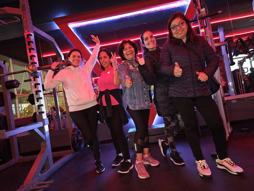 Night Fit: ejercicio, música y diversión en el gimnasio de Pueblo Libre