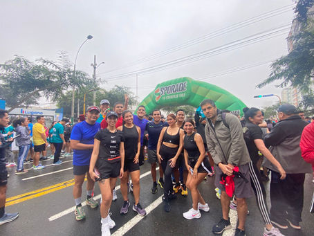 Suscriptores de YMCA Perú participan en Lima 42K