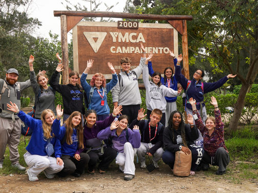 Jóvenes ICEP comprometidos con el medio ambiente y el trabajo en equipo