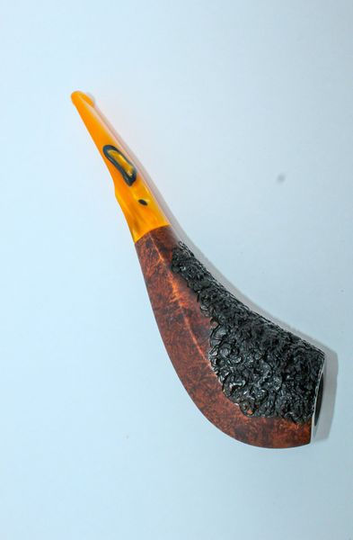 Thumbnail: Asymmetrical Horn