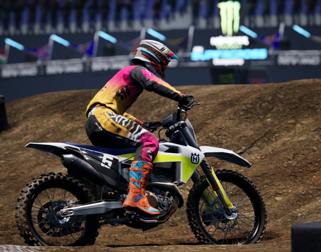 This image shows the incredible realistic detail on the full outfits (Boots, helmets, gloves and MX suits) worn by the riders in the video game Monster Energy Supercross 6 as modelled by Glenda Studio 3D art outsourcing, Vietnam