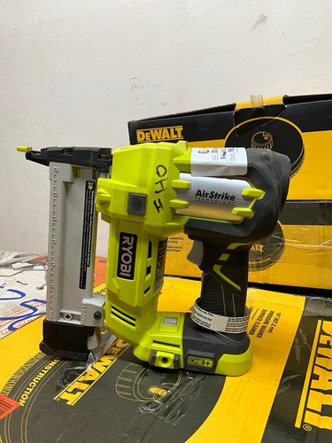 Cordless Staple Ryobi 18 Volt Stapler Ryobi Brad Nailer Ryobi P360