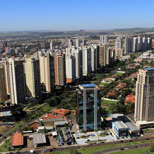 Av. João Fiusa com Av. Pres. Vargas - Ribeirão Preto, SP