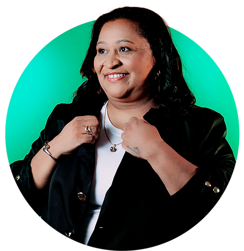Foto de Leila Viana sorrindo