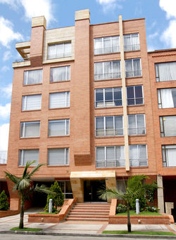 Foto Fachada Rivendell