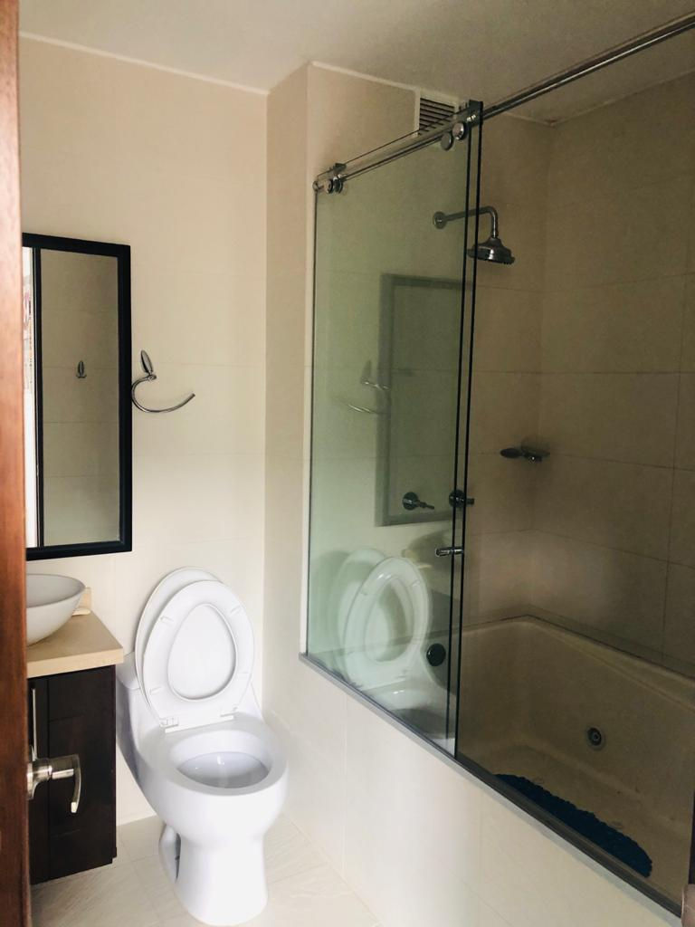 Miniatura: APARTAMENTO AMOBLADO