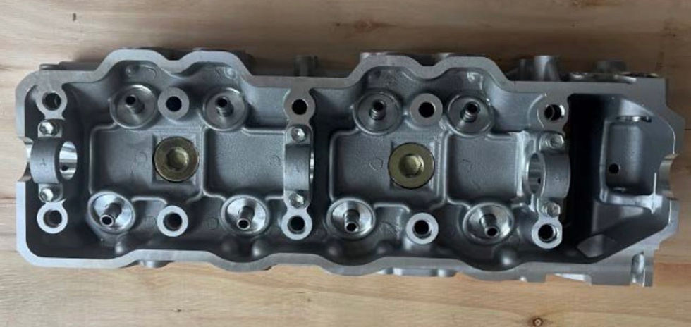 Miniatura: NEW CAST 22R 81-84 CYLINDER HEAD TALL DECK ONLY (PERFORMANCE OPTIONS SHOWN)