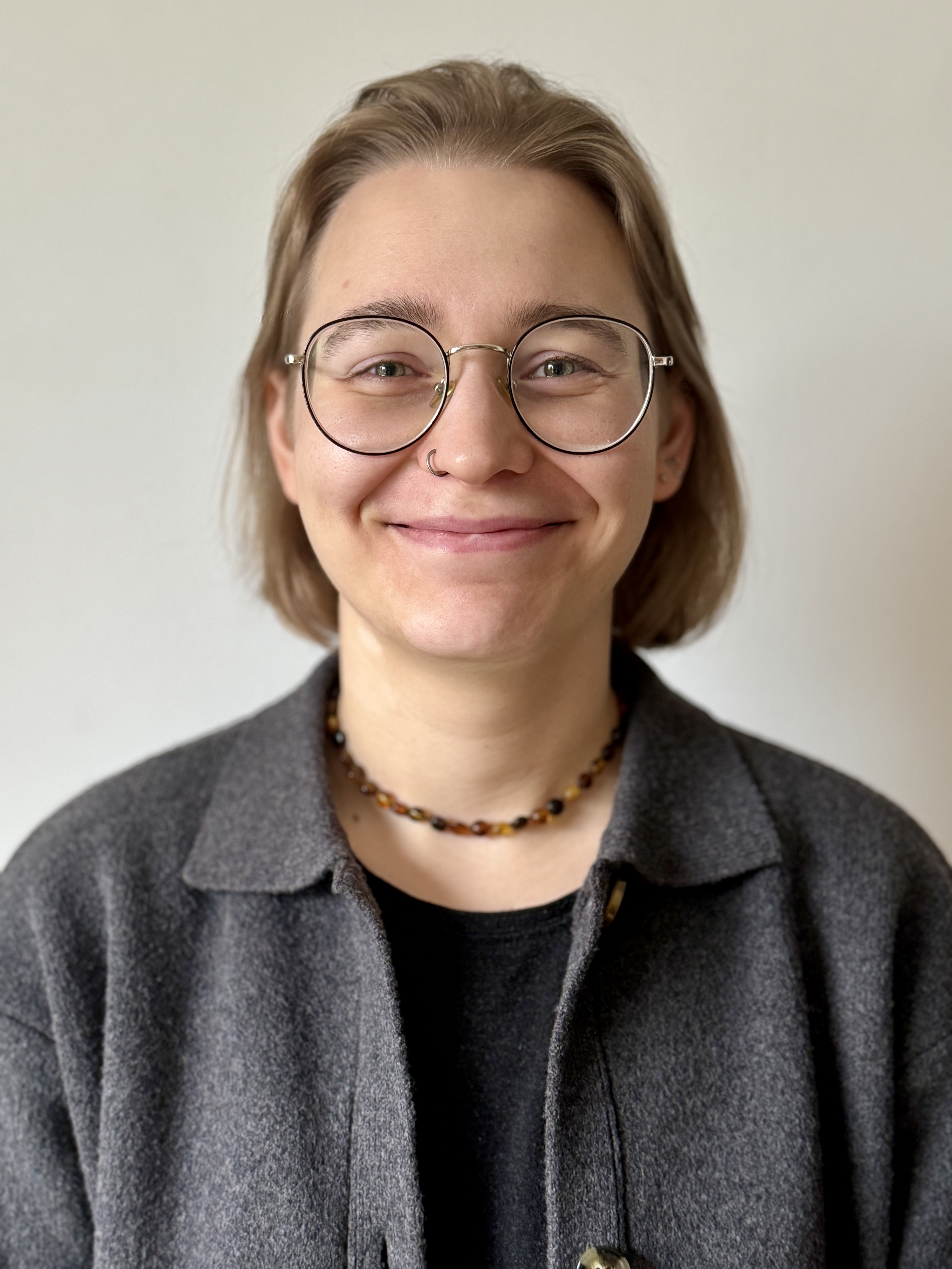 Augustina Palionytė_Vedliai.jpg