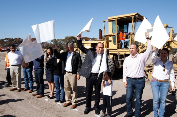 Arranca Rubén Moreira construcción de Macro Plaza y Complejo Deportivo y Cultural en Múzquiz