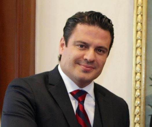 El Gobierno de Jalisco pagó 3 millones 700 mil pesos por 100 tablets