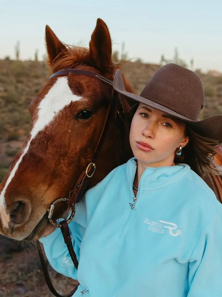 westernreitartikel-für-Frauen-warmer-bequemer-Fleece-Zipper-lainy-in-crystalblue