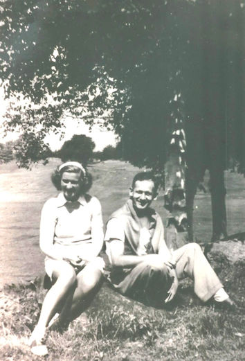 1948 Dorothy & Don Sutherland.jpeg