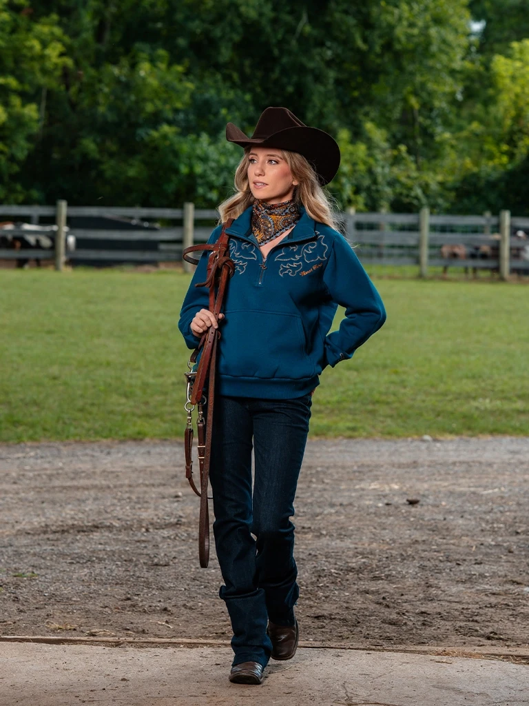westernreitbekleidung_westernreitmode_sweatshirt_westernoutfit_bekleidung_für_frauen_outfit