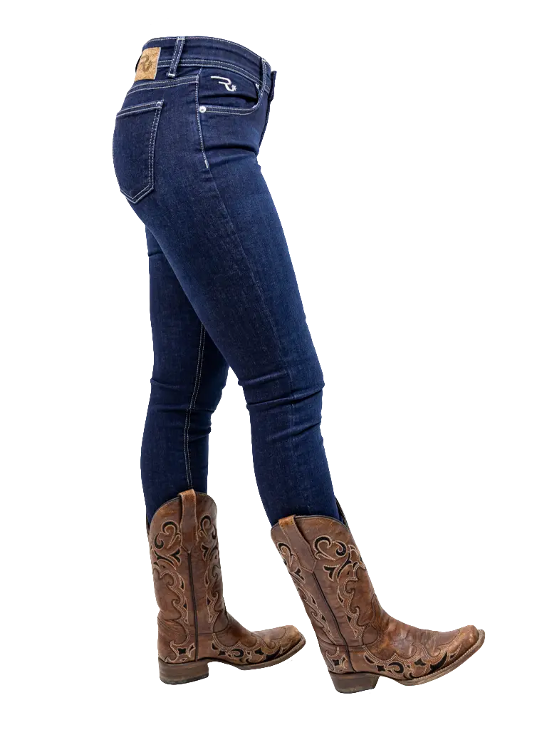 western-wear-ridingjeans-westernoutfit-jeans-for-women_outfit-cowgirl_ranch-girls