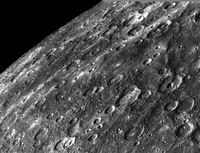 Surface of Mars taken by Mariner 10