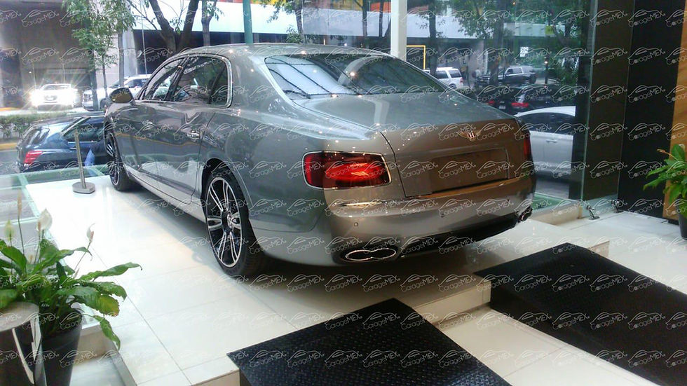 Miniatura: Bentley Flying Spur V8 S (2018)