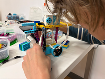 Reprendre, doucement : la robotique au temps long