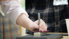 10月17日　飯田女子高校での出張講座を開催