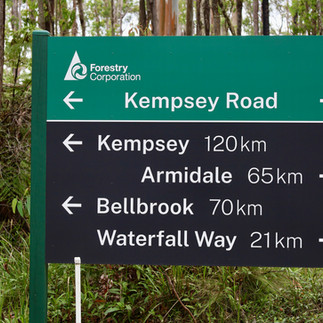 KEMPSEY ROAD SIGN