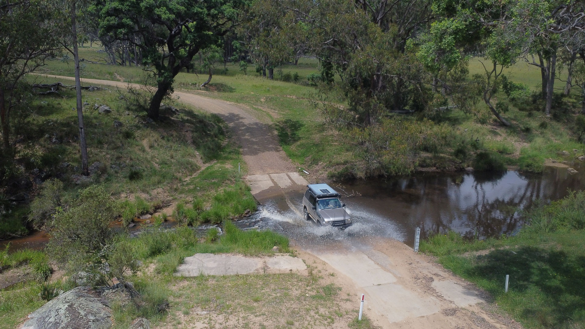Woolgoolgaoffroad heading through Aberfoyle 