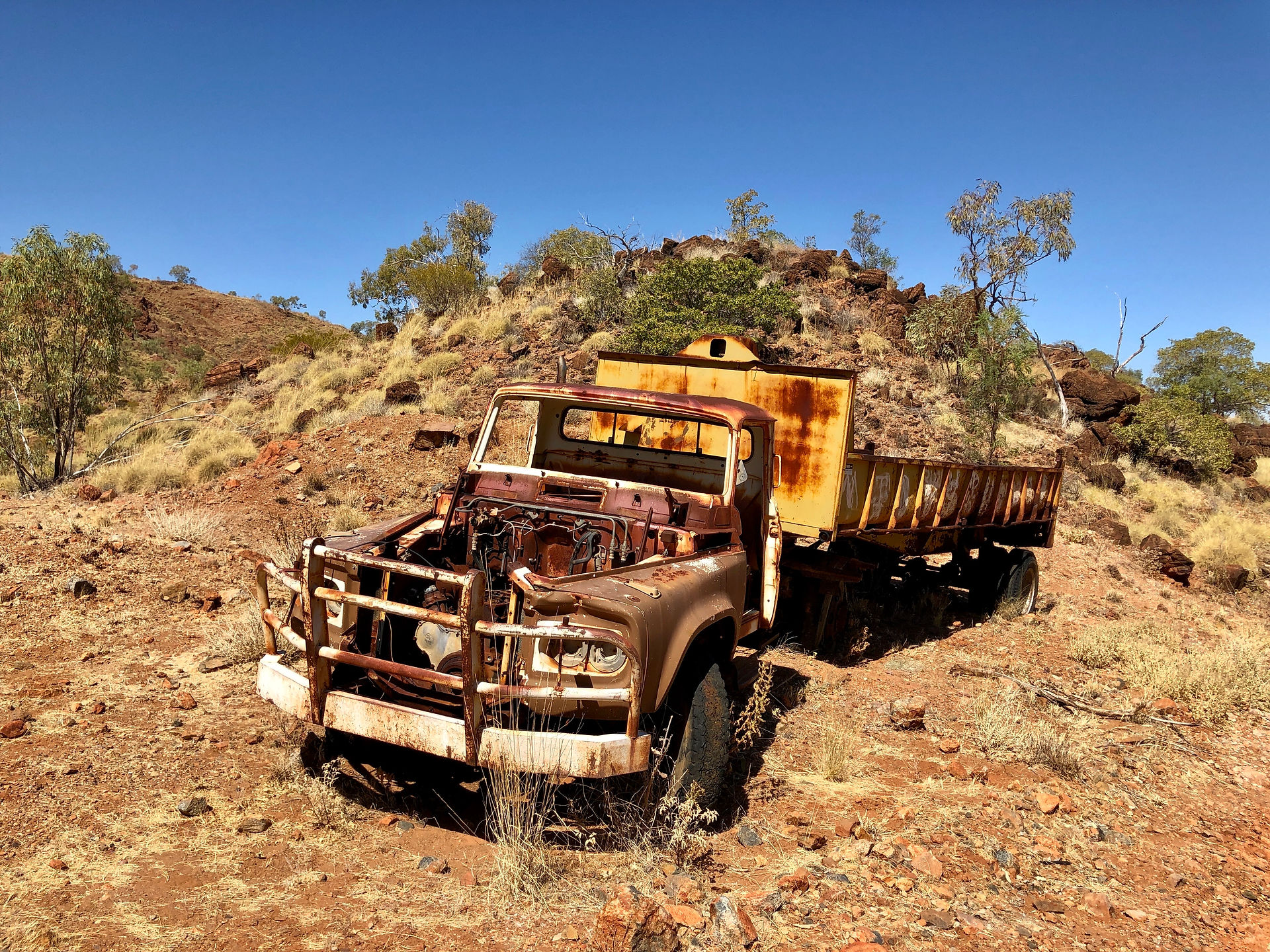 Ballara mining trail relics with Woolgoolgaoffroad