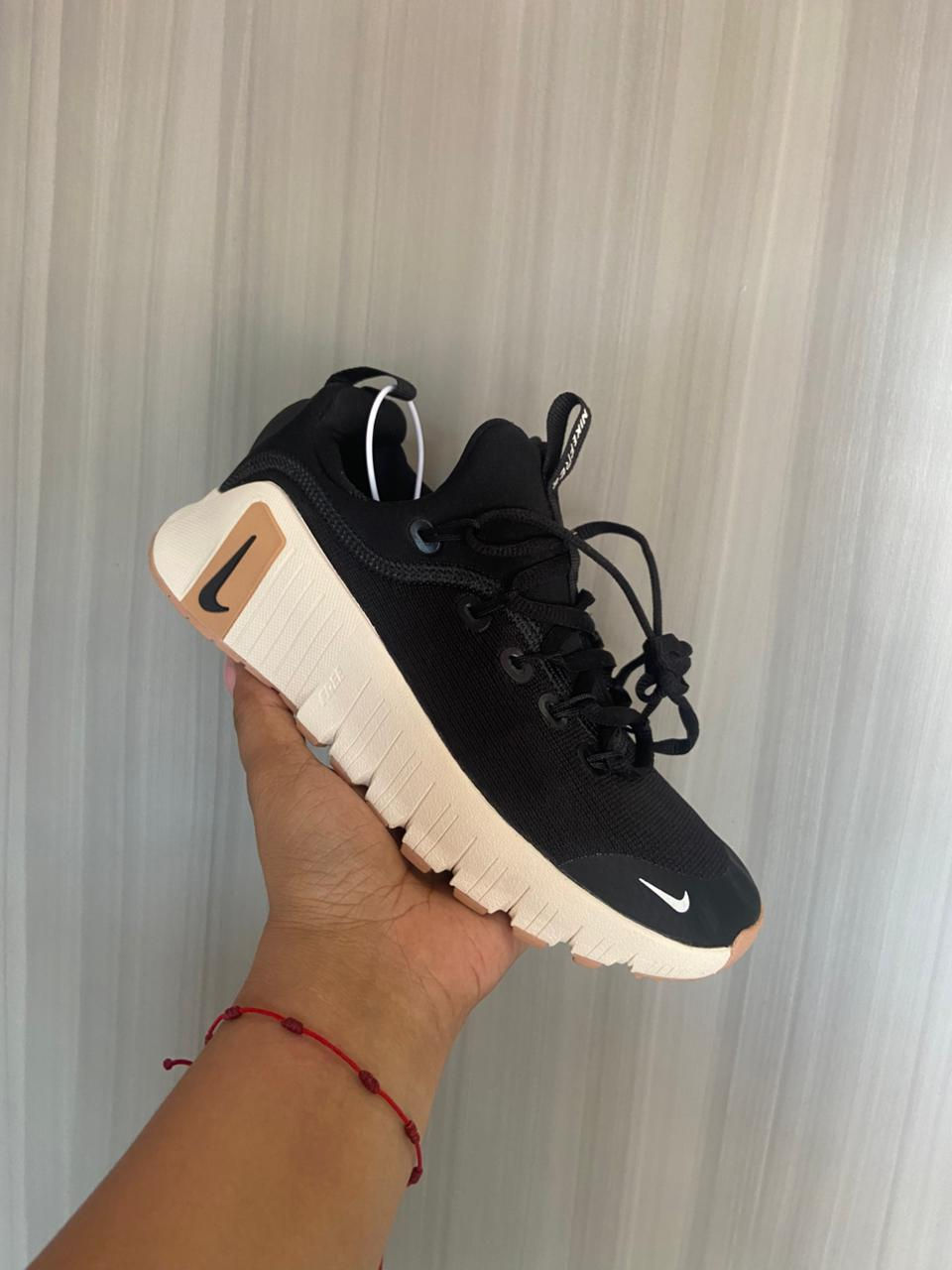 METCON NEGROS CON MARRON REPLICA 1.1