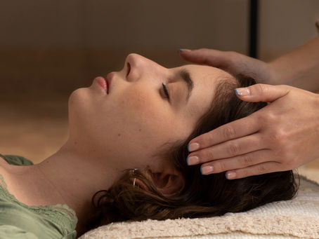 Reiki Healing for Stress Relief: How It Works and Where to Start?