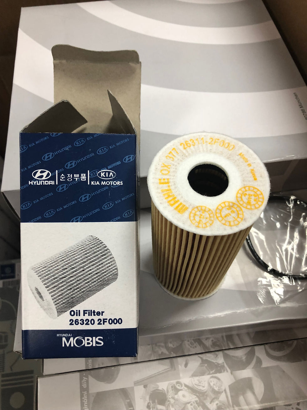 Genuine Hyundai iX35 Oil Filter Element - 263202F000