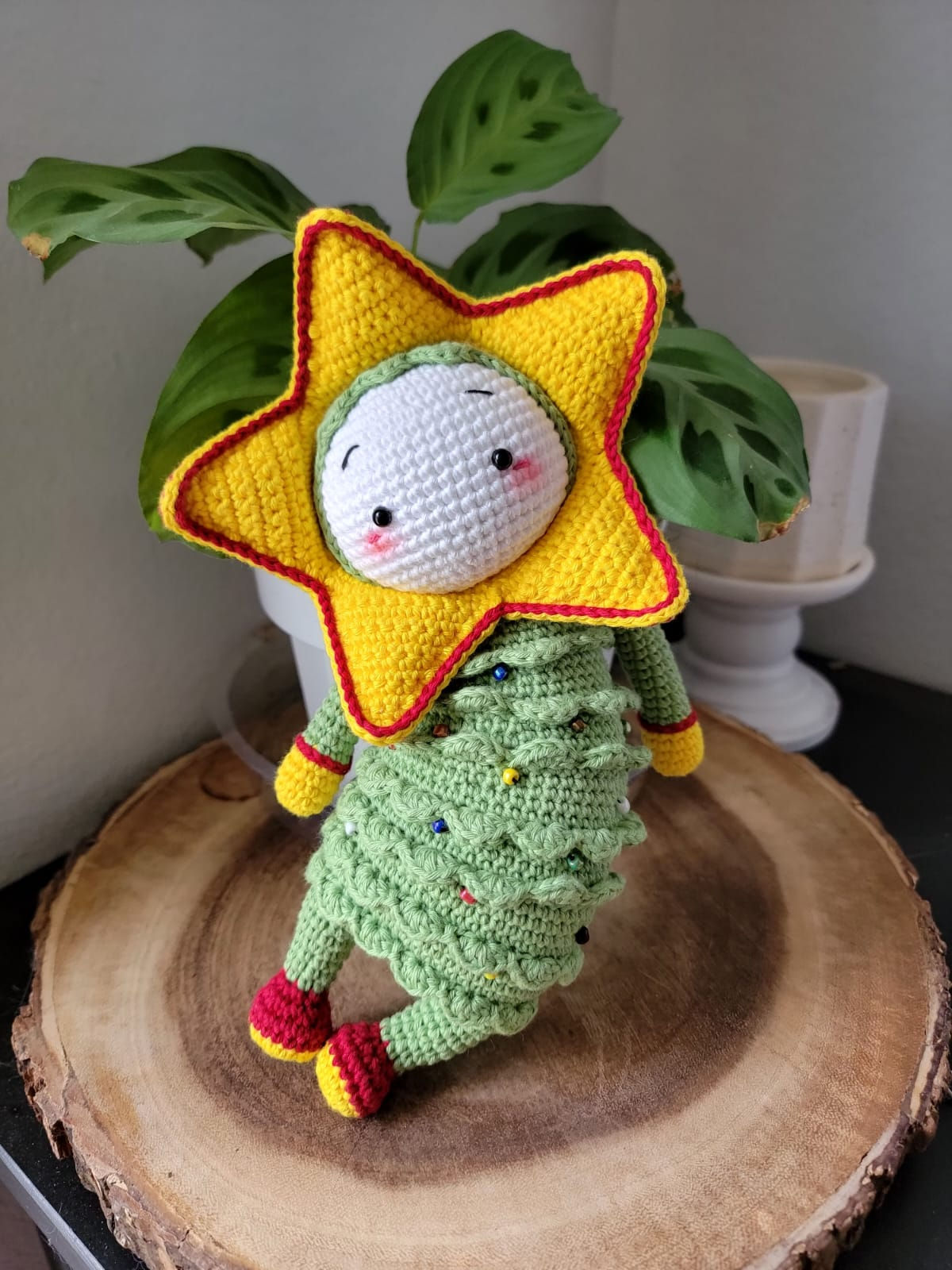 Crochet Xmas Tree with star