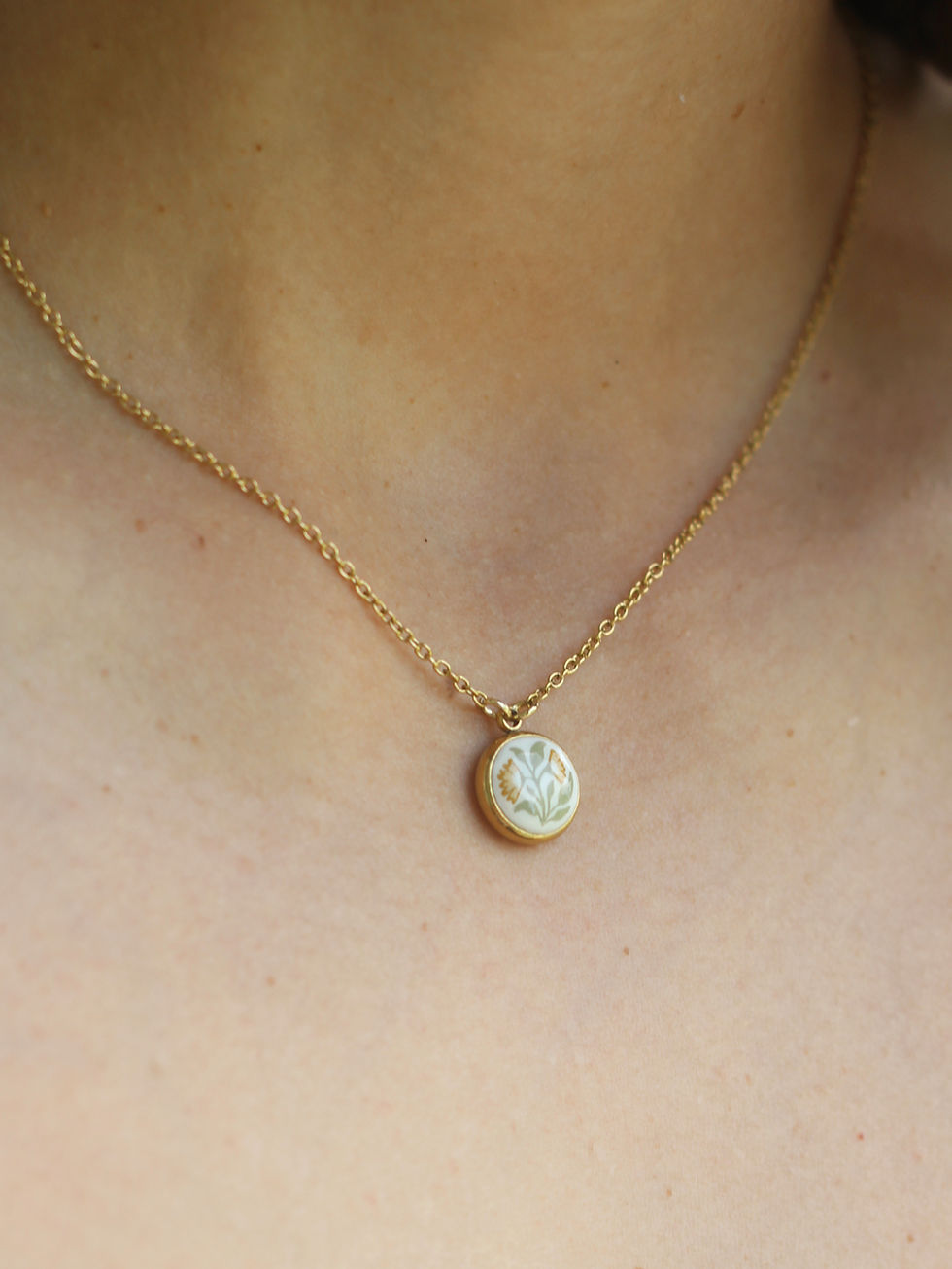 Thumbnail: Ellie Pendant