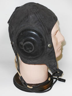 Korean War Chinese Communist Mig15/17 pilot's flying helmet and goggles