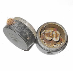 RAF Type C telephone receivers for the D mask/Type B helmet
