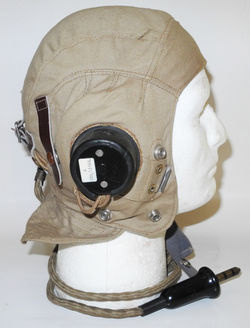 Flying Helmets and Headgear | vintageflyinghelmets
