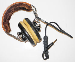 US Navy aviator's radio headset with ANB-H-1A receivers, long cord and NAF plug