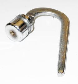 RAF stole lever mechanism and inflation cylinderDSCN7593